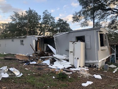 EE Cruz Hauling Demolition Removal LLC